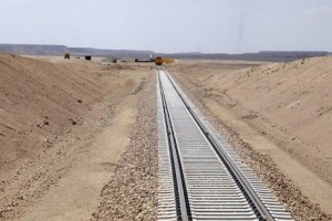 Гашуунсухайт-Ганцмод хил дамнасан төмөр зам