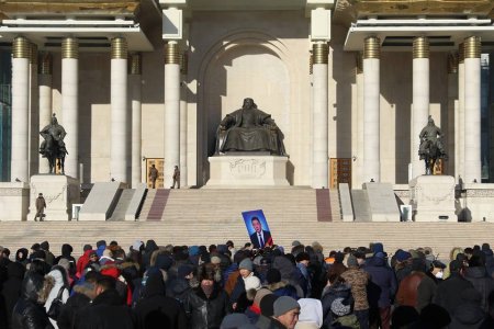 У.Хүрэлсүхийн тэмцэл хүчээ авлаа