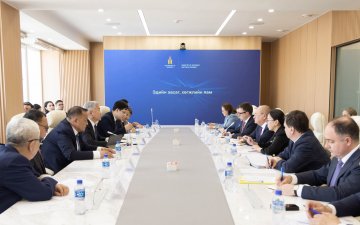 Тэргүүн Шадар сайд Ж.Энхбаяр “Газпром” НХН-ийн төлөөлөгчдийг хүлээн авч уулзав