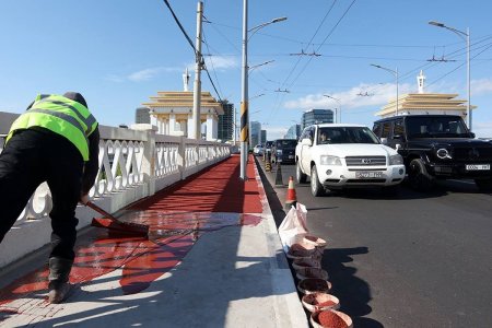 Энхтайваны гүүрний явган хүний замын засвар өнөөдөр дуусна