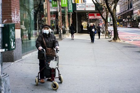 АНУ Шинэ Коронавирусийн халдвар авсан хүний тоогоороо Хятад улсыг давлаа