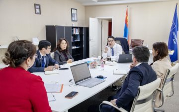 ERASMUS+RETEACH ТӨСЛИЙН ХӨНДЛӨНГИЙН ЭКСПЕРТИЙГ ХҮЛЭЭН АВЧ УУЛЗЛАА