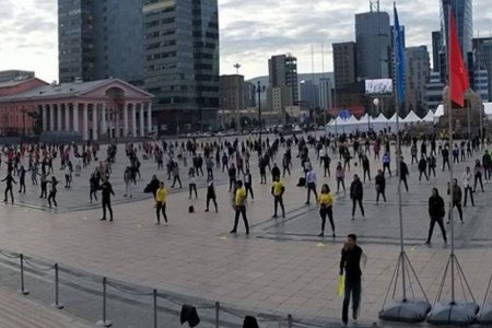 Эерэг, эртэч, эрүүл Монголын төлөө уриан дор залуус нэгдлээ