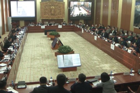 Хяналт шалгалтаар компаниуд тендерийн зөрчилтэй худалдан авалт хийж ихээхэн хэмжээний төсвөөр шагнал урамшуулал олгосон зэрэг зөрчлүүд илэрсэн