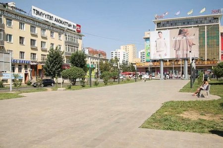 Хотын дарга Б.Цэрэндоржийн гудамжийг хэвээр үлдээх шийдвэр гаргалаа