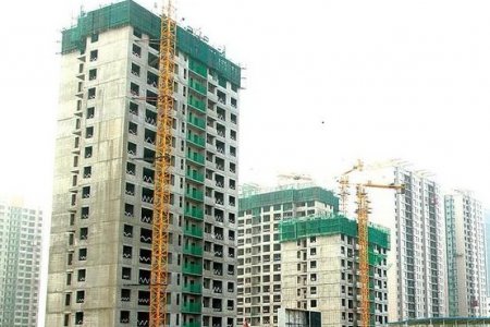 Зөвшөөрөлгүй гүйцэтгэж байсан барилгын ажлыг түр зогсоожээ