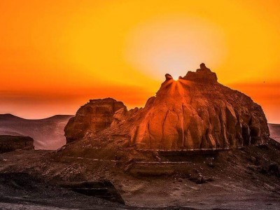 Khermen tsav (Dinosaur Lands) in South Gobi desert - Nomads’ culture tour - 10 days