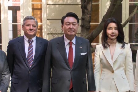 АНУ-ын стрийминг үйлчилгээ үзүүлэгч Netflix компани ирэх дөрвөн жилийн хугацаанд Өмнөд Солонгост 2.5 тэрбум америк.долларын хөрөнгө оруулах болсноо даваа гарагт мэдэгджээ