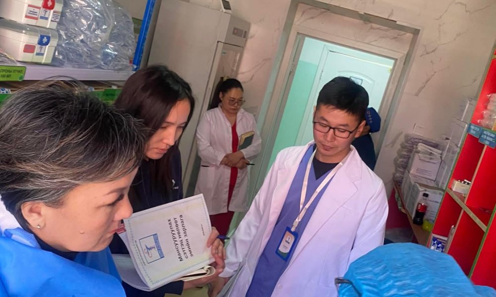 ЕСӨНЗҮЙЛ СУМАНД ЭРҮҮЛ МЭНДИЙН УЛСЫН БАЙЦААГЧ НАРЫН ТӨЛӨВЛӨГӨӨТ БОЛОН ТӨЛӨВЛӨГӨӨТ БУС ХЯНАЛТ ШАЛГАЛТ ХИЙГДЭЖ БАЙНА.