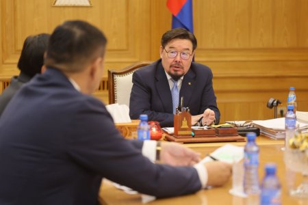 Төрийн албан хаагчийн нэг удаагийн буцалтгүй тусламжийг хууль ёсны өвлөгчид нь олгохоор боллоо