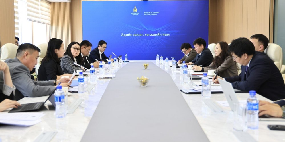 Хууль давсан журмыг хүчингүй болгох үүрэг бүхий дэд ажлын хэсэг хуралдлаа