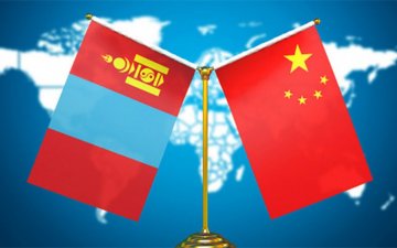 ХАМТАРСАН СУДАЛГААНЫ ТӨСЛИЙН МЭДҮҮЛГИЙГ ХҮЛЭЭН АВЧ БАЙНА