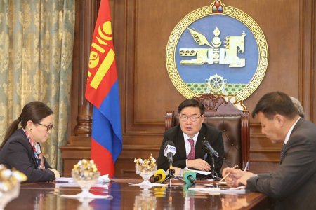 УИХ-ын дарга МБ-ны ерөнхийлөгч Н.Баяртсайхан болон СЗХ-ны дарга С.Даваасүрэн  нарт хариуцлага тооцно гэв 