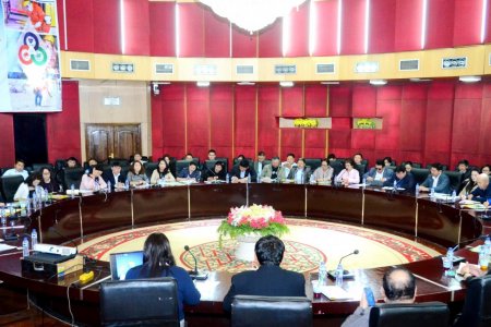 “Эрүүл, аюулгүй ажлын байр-Төр, хувийн хэвшлийн хамтын ажиллагаа” хэлэлцүүлэг болов