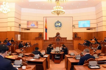 Тэтгэврийн зээлийг тэглэх хуулийн төслийг баталлаа