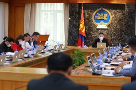 ТУСГААРЛАХ ҮЙЛ АЖИЛЛАГАА ЯВУУЛСАН ЗОЧИД БУУДАЛ, АМРАЛТЫН ГАЗРУУДАД ОЛГОХ ҮЙЛ АЖИЛЛАГААНЫ ТӨЛБӨР 1,7 ТЭРБУМ ТӨГРӨГИЙН САНХҮҮЖИЛТИЙГ ШИЙДВЭРЛЭХЭЭР БОЛЛОО.