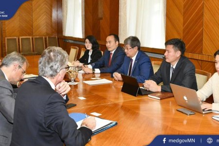 MINISTER CH. KHURELBAATAR MET WITH PARLIAMENTARY STATE SECRETARY NIELS ANNEN AND AMBASSADOR JÖRN ROSENBERG OF THE FEDERAL REPUBLIC OF GERMANY