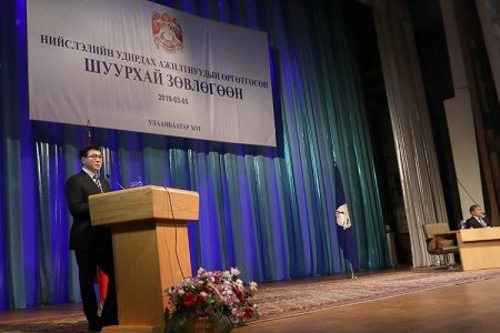 Хотын дарга С.Амарсайхан цаашид хэрэгжүүлэх ажил, хөтөлбөрийнхөө талаар мэдээлэл хийлээ