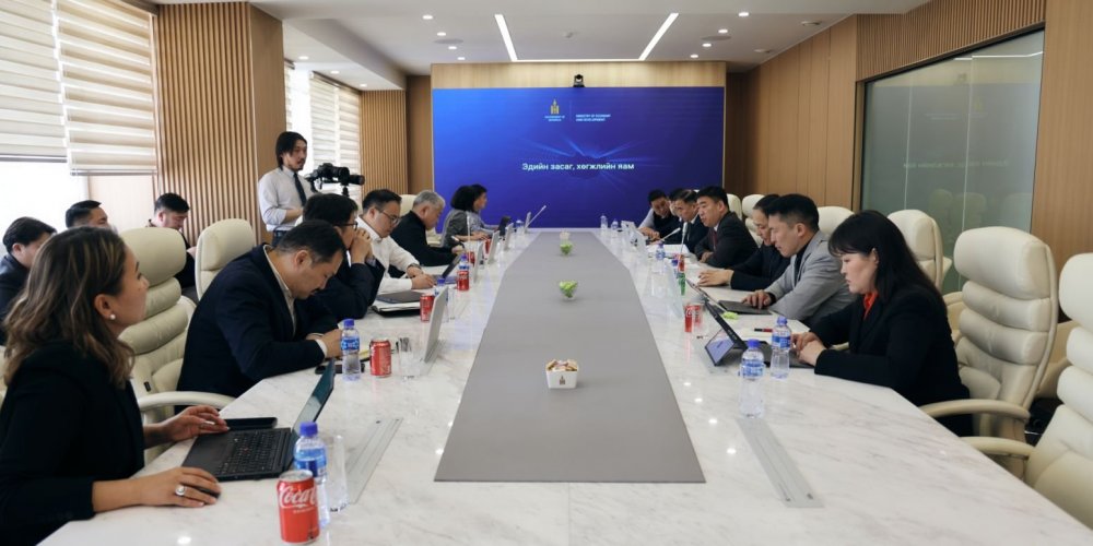 ХХААХҮ-ийн сайд Ц.Идэрбат, Сангийн яамны удирдлагуудыг хүлээн авч уулзав