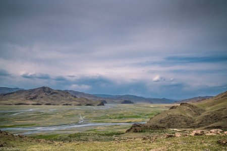 Эцгийн адил өмөг түшиг Эрдэнэцогт сайхан нутаг
