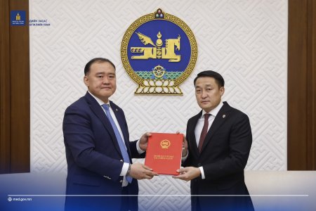 МОНГОЛ УЛСЫН НЭГДСЭН ТӨСВИЙН 2026 ОНЫ ТӨСВИЙН ХҮРЭЭНИЙ МЭДЭГДЭЛ, 2027-2028 ОНЫ ТӨСВИЙН ТӨСӨӨЛЛИЙН ТУХАЙ ХУУЛИЙН ТӨСЛИЙГ ӨРГӨН БАРИЛАА