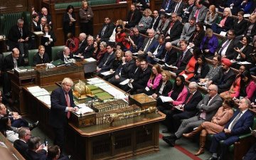 Их британийн парламент Брекситийн хуулийн төслийг дэмжин баталлаа