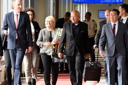 БНЧУ-ын Парламентын Сенатын танхимын Ерөнхийлөгч Ярослав Кубера тэргүүтэй төлөөлөгчид хүрэлцэн ирлээ