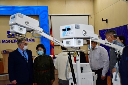 НИЙСЛЭЛ, ХӨДӨӨ ОРОН НУТГИЙН ЭРҮҮЛ МЭНДИЙН БАЙГУУЛЛАГУУД ЗӨӨВРИЙН ДИЖИТАЛ РЕНТГЕН АППАРАТТАЙ БОЛЛОО