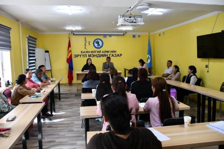 Ариутгагч нарыг чадавхжуулах сургалт зохион байгууллаа.