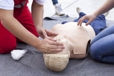 Угаартсан хүнд үзүүлэх анхны тусламж