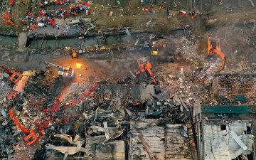 БНХАУ-ын Жэжян мужид шингэн хий тээвэрлэж явсан  ачааны машин дэлбэрчээ
