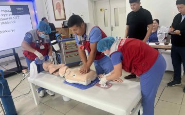  “ЦЭНХЭР КОДООР ТУСЛАМЖ ҮЗҮҮЛЭХЭД ЭМНЭЛГИЙН МЭРГЭЖИЛТНИЙ ОРОЛЦОО” ур чадварын тэмцээн МСНЭ зохион байгууллаа.2025.11.12 өдөр 