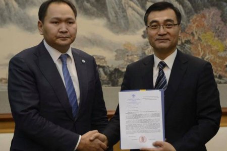 БНХАУ-ын ЭСЯ-нд эхний ээлжинд 140 сая төгрөг хандивлалаа