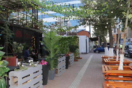 Сүхбаатар дүүрэг “Өглөөний гудамж”-тай боллоо