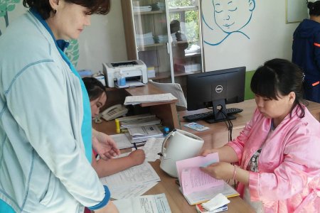 Жирэмсэн хүнд ямар ч эмнэлэг хүндрэлгүй үйлчлэх албан даалгавар гаргалаа