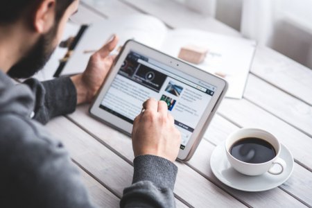 Сөрөг мэдээллийг нэг минутын турш хүлээн авснаар эргэж тайвшрахын тулд 20 минутыг зарцуулдаг