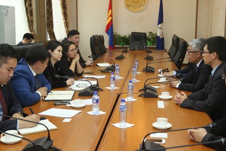 Тяньжин хотын төлөөлөгчидтэй уулзлаа