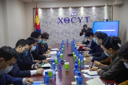 У.Хүрэлсүх: Цагаан сараар бид хариуцлагатай улс гэдгээ харуулах ёстой