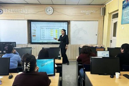 Сүхбаатар сумын ерөнхий боловсролын 2 дугаар сургуулийн албан хаагчдад танхимын сургалт зохион байгууллаа. 