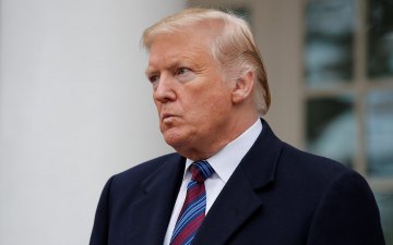 АНУ-ын ерөнхийлөгч Доналд Трамп цагаачлалын хуульд өөрчлөлт оруулах шинэчилсэн төлөвлөгөөгөө өчигдөр танилцууллаа