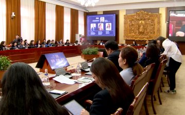 Шийдвэр гаргах түвшинд эмэгтэйчүүдийн оролцоо 2 хувиар нэмэгдэхэд авлигын төсөөллийн индекс 8 хувиар буурдаг байна