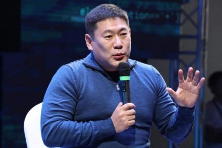 Л.ОЮУН-ЭРДЭНЭ: МЭДЭЭЛЛИЙН ТЕХНОЛОГИ БОЛ ДЭЛХИЙД ГАРАХ ГАРЦ