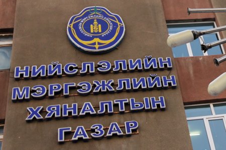 Цагаан будаа нь цардуултай цавуулаг учраас хоорондоо наалддаг, шатамхай байдаг гэв