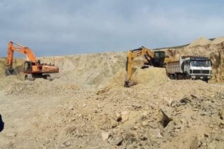 Дархан-Шарын гол чиглэлийг хатуу хучилттай автозамаар холбох ажил хийгдэж байна