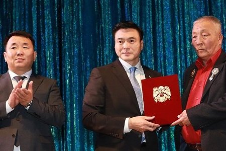 Нийслэлийн Ус сувгийн удирдах газрын 60 жилийн ой тохиож байна