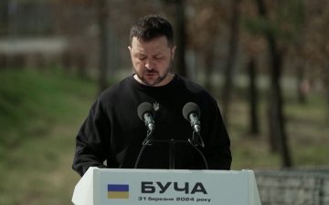 Украины Зэвсэгт хүчний ерөнхий командлагч Александр Сирский Өрнөдийн зэр зэвсгийн тусламж дайны фронтод газардах хүртэл алба хаагчдаа зүүн бүс нутгаас эргүүлэн татахаар болсноо мэдэгдсэн байна
