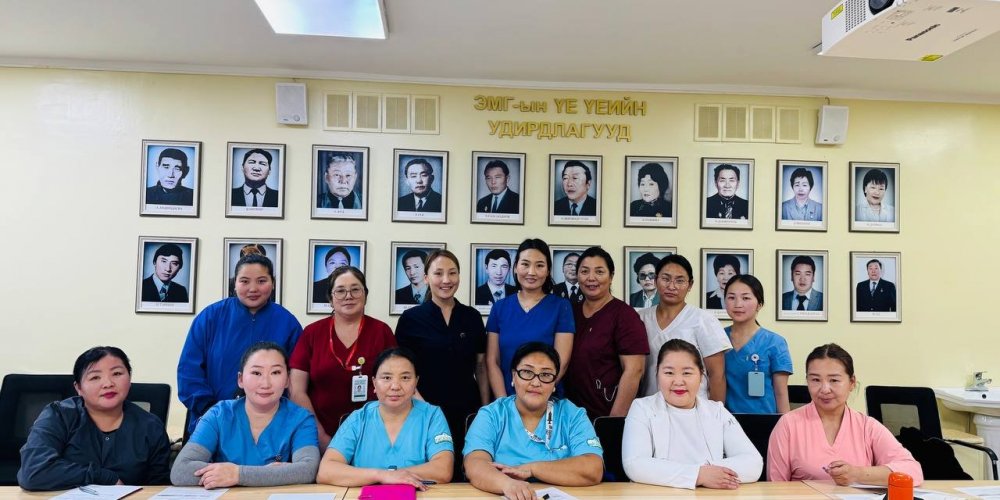 Аймгийн нэгдсэн эмнэлгийн Шинэ сувилагч, эмнэлгийн тусгай мэргэжилтэн нарт Эрүүл мэндийн газрын сургагч багш мэргэжил арга зүйн зөвлөгөө өгч ажиллалаа. 
