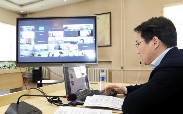 Улсын бүртгэлийн байгууллагын 21 аймаг, 9 дүүргийн нэгжтэй холбогдон цахим сургалт хийлээ