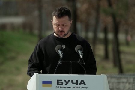 Украины Зэвсэгт хүчний ерөнхий командлагч Александр Сирский Өрнөдийн зэр зэвсгийн тусламж дайны фронтод газардах хүртэл алба хаагчдаа зүүн бүс нутгаас эргүүлэн татахаар болсноо мэдэгдсэн байна