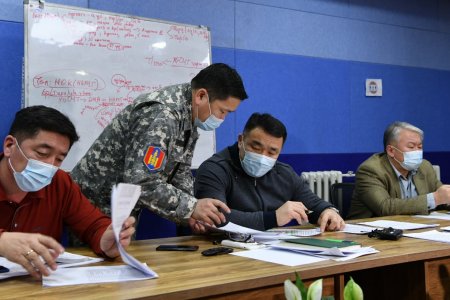 Д.Сумъяабазар: Улаанбаатар хот доторх хүн, тээврийн хэрэгслийн хөдөлгөөнийг 23:00-06:00 цагийн хооронд хязгаарлана